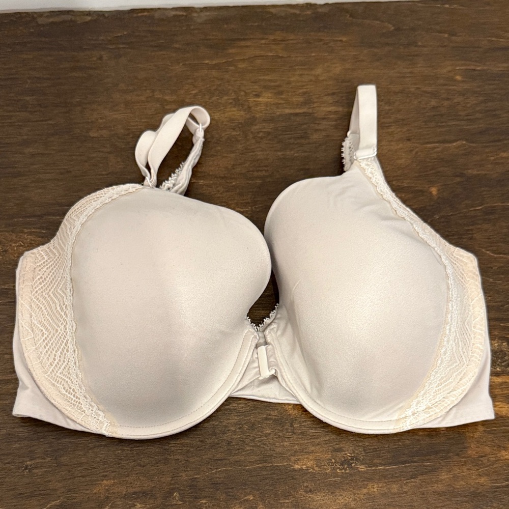 Victoria's Secret Soft White Bra